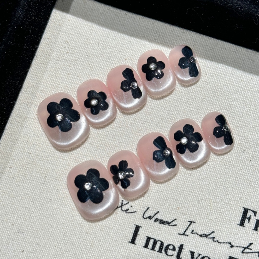 10 pièces d'ongles ronds court - Resin Art Using Flowers avis et prix