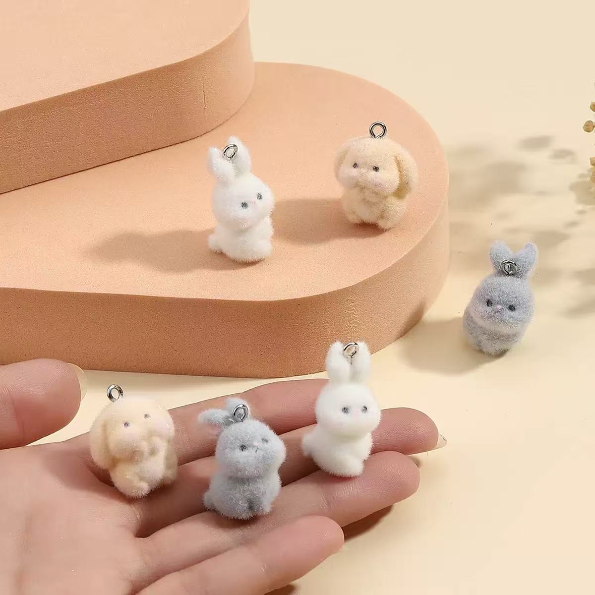 Breloques en résine petit lapi - Resin Art Jewellery Kit avis et prix
